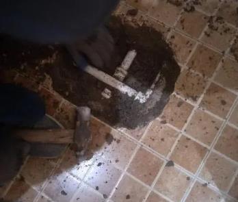 门头沟卫生间漏水维修公司为您分享下卫生间渗水如何处理及注意事项